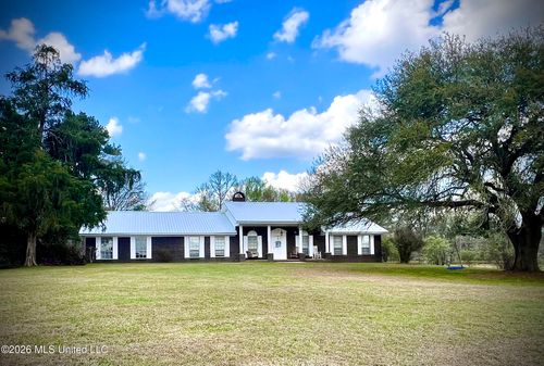 7071 Hamp Lea Rd, Magnolia, MS, 39652-9448 | Card Image