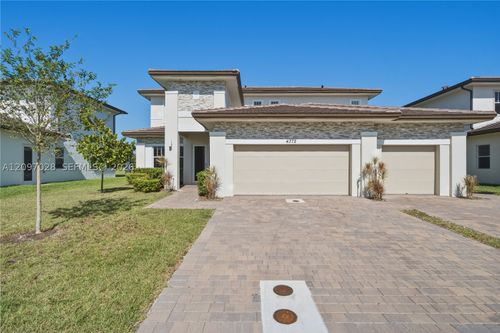 0-4372 Sw 122nd Ter, Davie, FL, 33330-3121 | Card Image