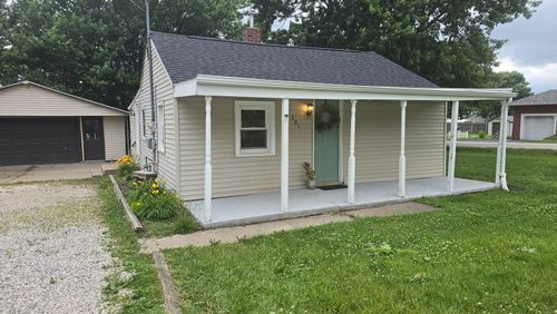 201 4th St, Colona, IL, 61241-9724 | Card Image