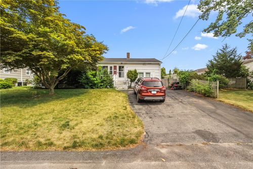 118 Foxcroft Ave, Warwick, RI, 02889-1938 | Card Image