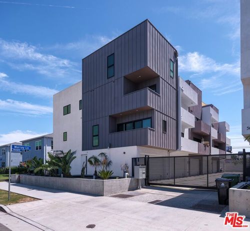 5623 Murray Ln, Los Angeles, CA, 90016-6371 | Card Image