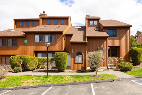 237 Panorama Ct, Poughkeepsie, NY, 12603-3538 | Card Image