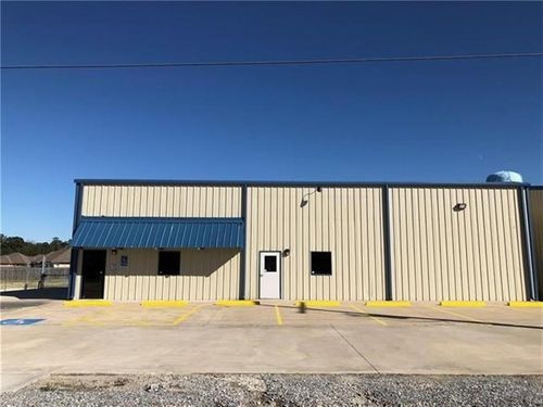 3473 S Beglis Pkwy, Sulphur, LA, 70665-8107 | Card Image