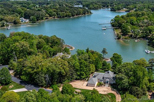 80 Oyster Pt, White Stone, VA, 22578-2422 | Card Image