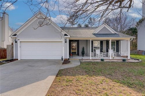 1040 Still Point Dr, Winston Salem, NC, 27103-6044 | Card Image