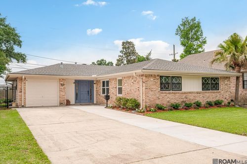 6504 Boutall St, Metairie, LA, 70003-3551 | Card Image