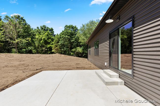 3551 Leaf Ln, House other with 3 bedrooms, 3 bathrooms and null parking in Freeport MI | Image 41