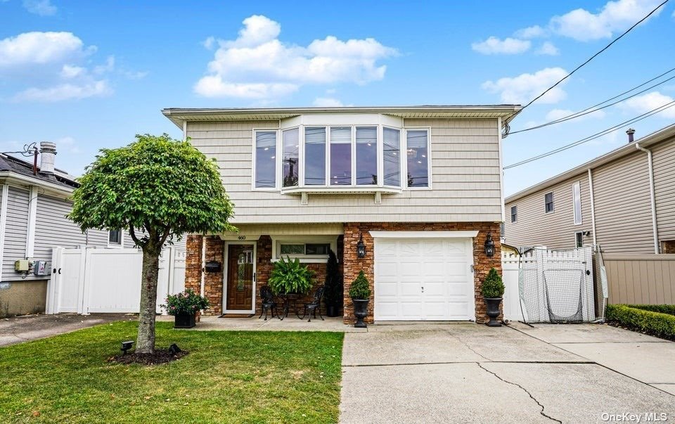Ashland Ave, Staten Island, NY 10309
