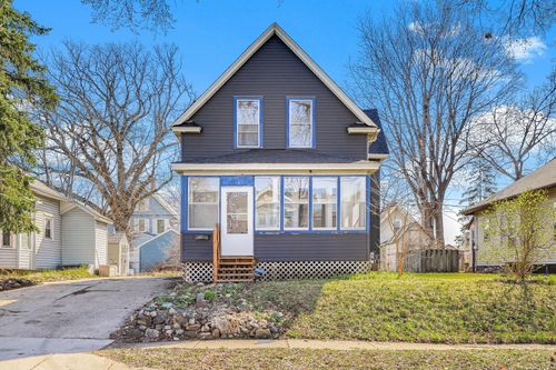 990 Como Pl, Saint Paul, MN, 55103-1317 | Card Image