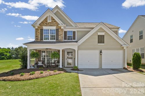 18544 Victoria Bay Dr, Cornelius, NC, 28031-5542 | Card Image