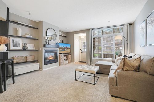 18100 Settlers Way, Eden Prairie, MN, 55347-1030 | Card Image