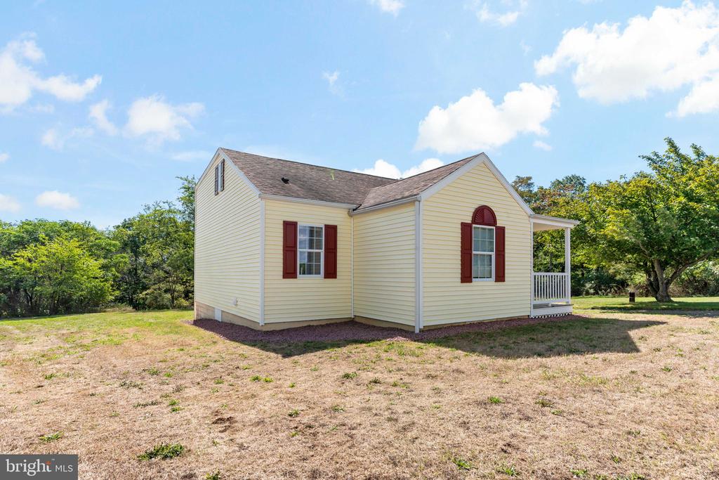 Fairview Dr, Berkeley Springs, WV 25411