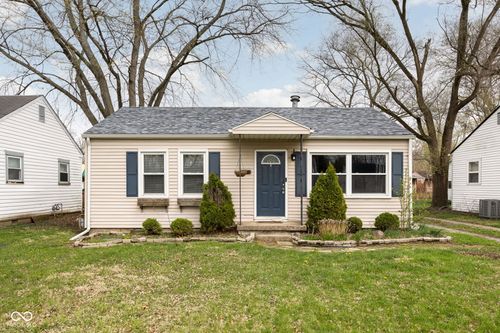 824 W Vinyard St, Anderson, IN, 46011-3424 | Card Image