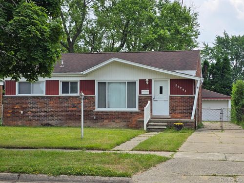 28741 Kathryn St, Garden City, MI, 48135-2793 | Card Image