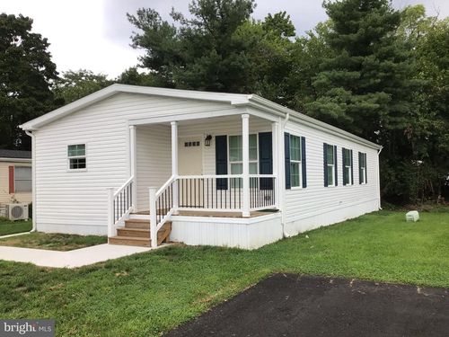 5102 Galen Dr, MORRISVILLE, PA, 19067-5108 | Card Image