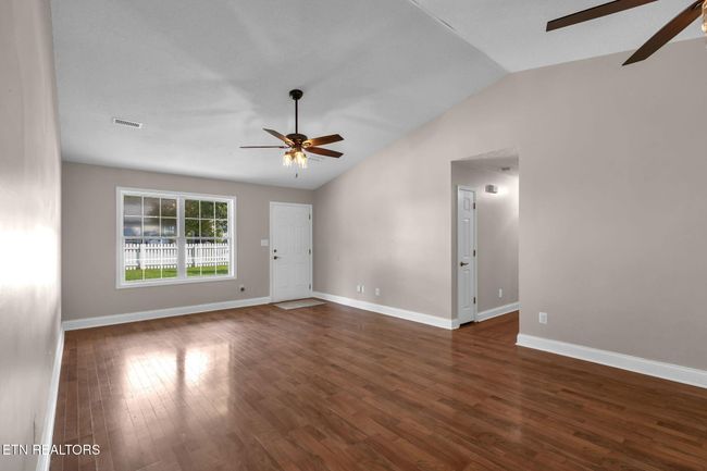 2927 Muzzle Ln, House other with 3 bedrooms, 2 bathrooms and null parking in Knoxville TN | Image 9