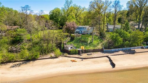 3186 Dana St, Camlachie, ON, N0N1E0 | Card Image