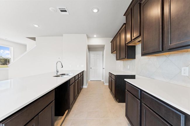Beautiful 42" Soft Close Cabinets | Image 10