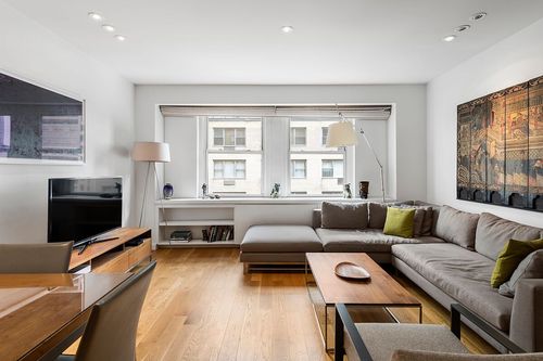 1415-111 E 56th St, New York, NY, 10022-2600 | Card Image