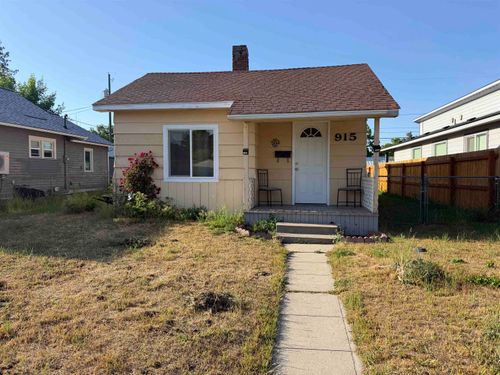 915 E Everett Ave, Spokane, WA, 99207 | Card Image