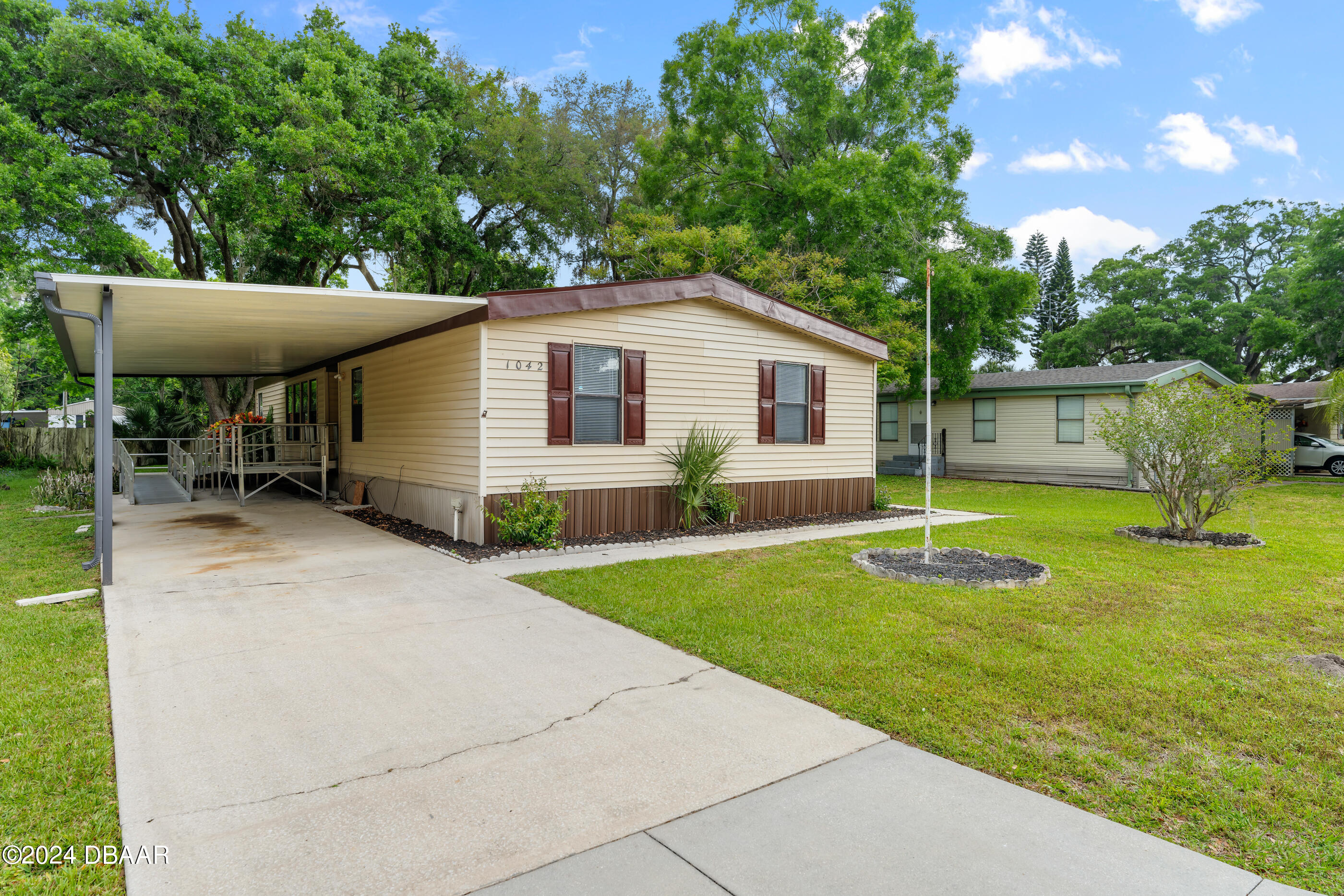 Beckman Dr, Daytona Beach, FL 32119
