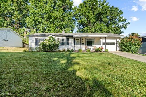 3642 Northport Dr, Stow, OH, 44224-4121 | Card Image