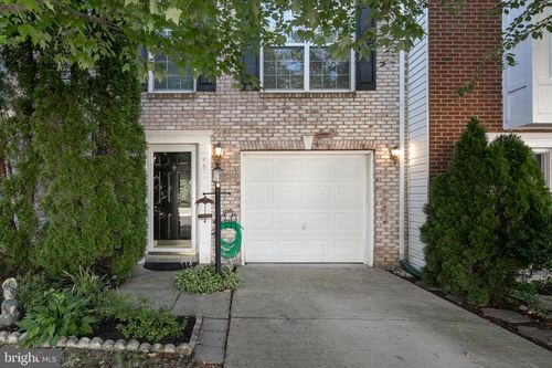 8611 Ellesmere Way, BRISTOW, VA, 20136-2076 | Card Image