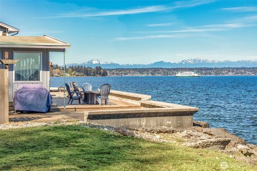 10873 Point Vashon Dr Sw, Vashon, WA, 98070-3041 | Card Image