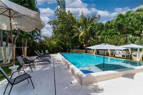 11028 Nw 2nd Ave, Miami Shores, FL, 33168-4304 | Card Image