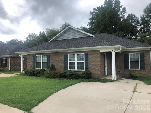 a-1105 Cason St, Belmont, NC, 28012-2259 | Card Image