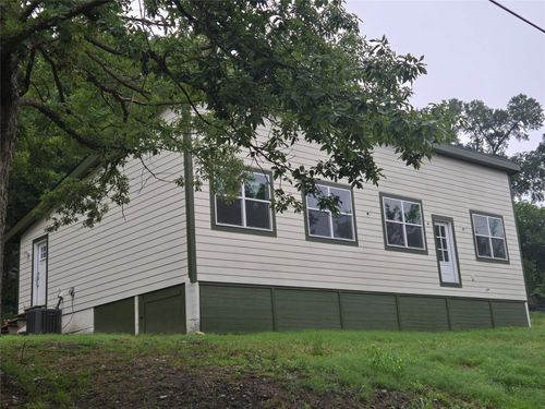 102 Dogwood Dr, Denison, TX, 75020-6432 | Card Image