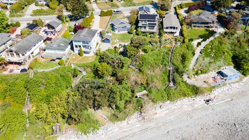 6221 Sunshine Coast Highway, Sechelt, BC, V7Z0M1 | Card Image
