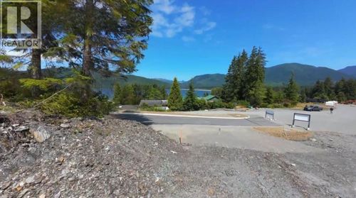 16953 Beachview Dr, Port Renfrew, BC, V0S1K0 | Card Image