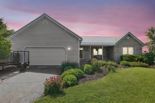 8019 Hagerty Rd, Ashville, OH, 43103-9432 | Card Image