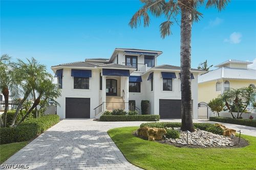 319 Lagoon Ave, NAPLES, FL, 34108-2316 | Card Image
