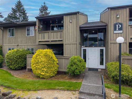 p105-1505 N Visscher St, Tacoma, WA, 98406-2423 | Card Image