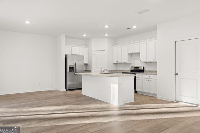 965 Evergreen Rd, House other with 4 bedrooms, 3 bathrooms and null parking in Winder GA | Image 4