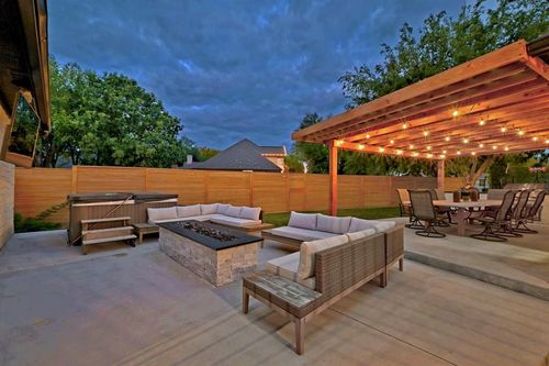 104 Hazeltine Dr, Georgetown, TX, 78628-1188 | Card Image