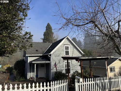 1895 Buck St, West Linn, OR, 97068-2732 | Card Image