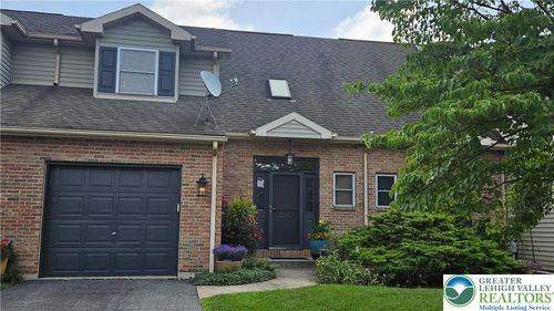 214 Melissa Drive, Palmer Twp, PA, 18045 | Card Image