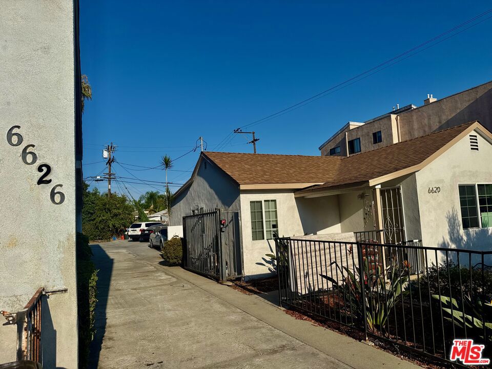 Residential Income in Long Beach 4