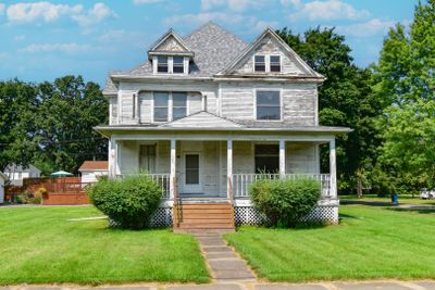 116 N 5th Street, House other with 4 bedrooms, 2 bathrooms and 3 parking in Chatsworth IL | Image 2