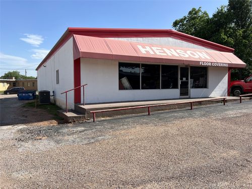 906 E 15th St, Sweetwater, TX, 79556-2504 | Card Image