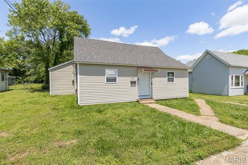 506 Dix Ave, Park Hills, MO, 63601-4245 | Card Image