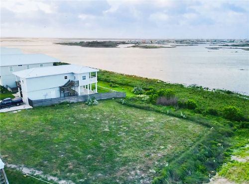 360 Paradise Pt, Port Aransas, TX, 78373-5098 | Card Image