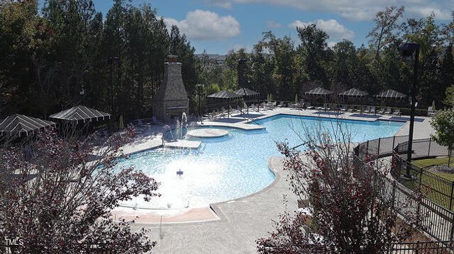 Pool | Image 38