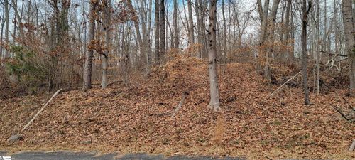 314 E Richfield Dr, Westminster, SC, 29693-6361 | Card Image