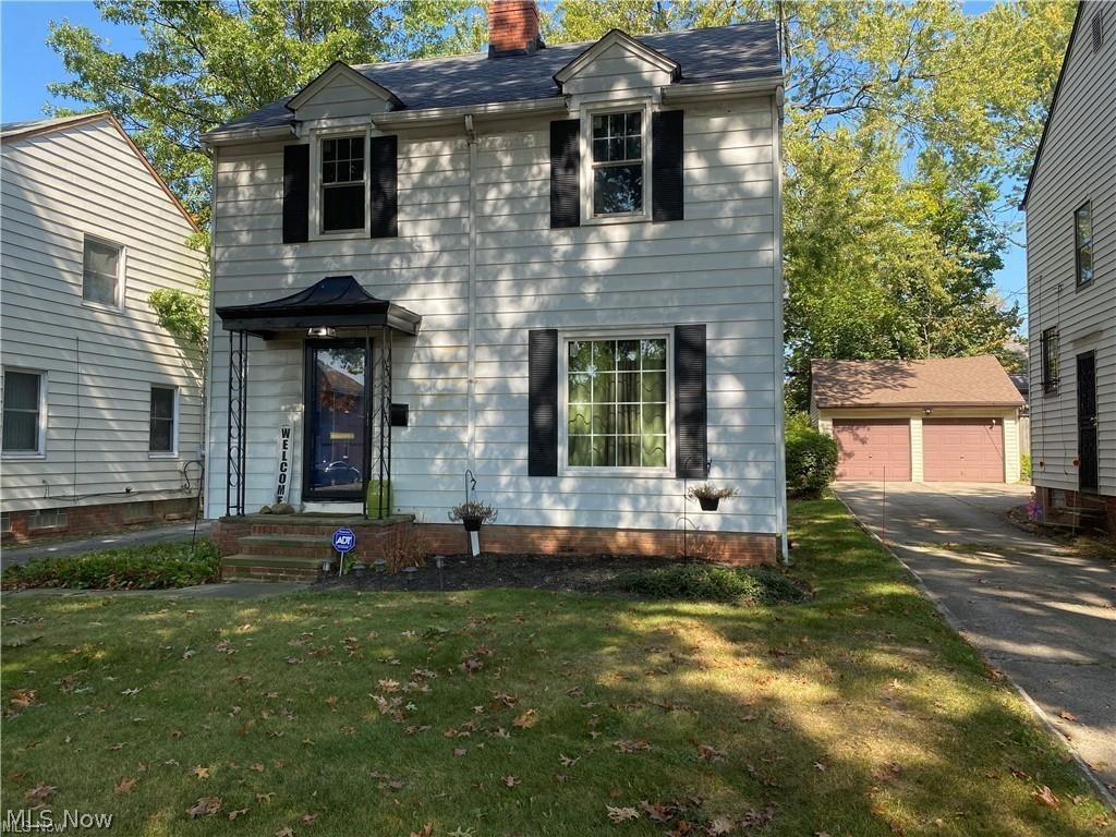 Invermere Ave, Cleveland, OH 44128