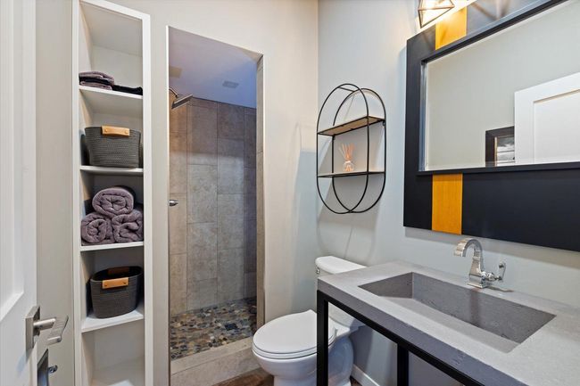46-Garage _ Bathroom.jpg | Image 27