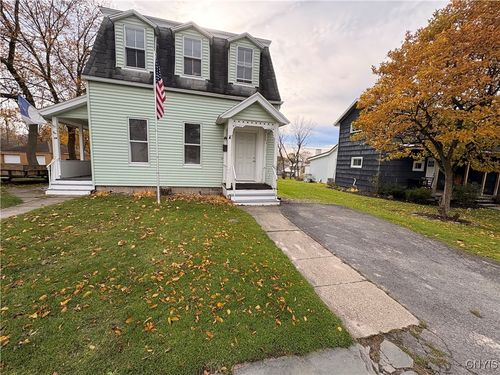 12 Frazee St, Auburn, NY, 13021-2216 | Card Image